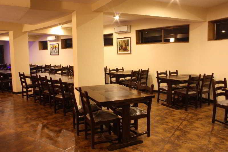 The Sea Horse Resort Baga Extérieur photo