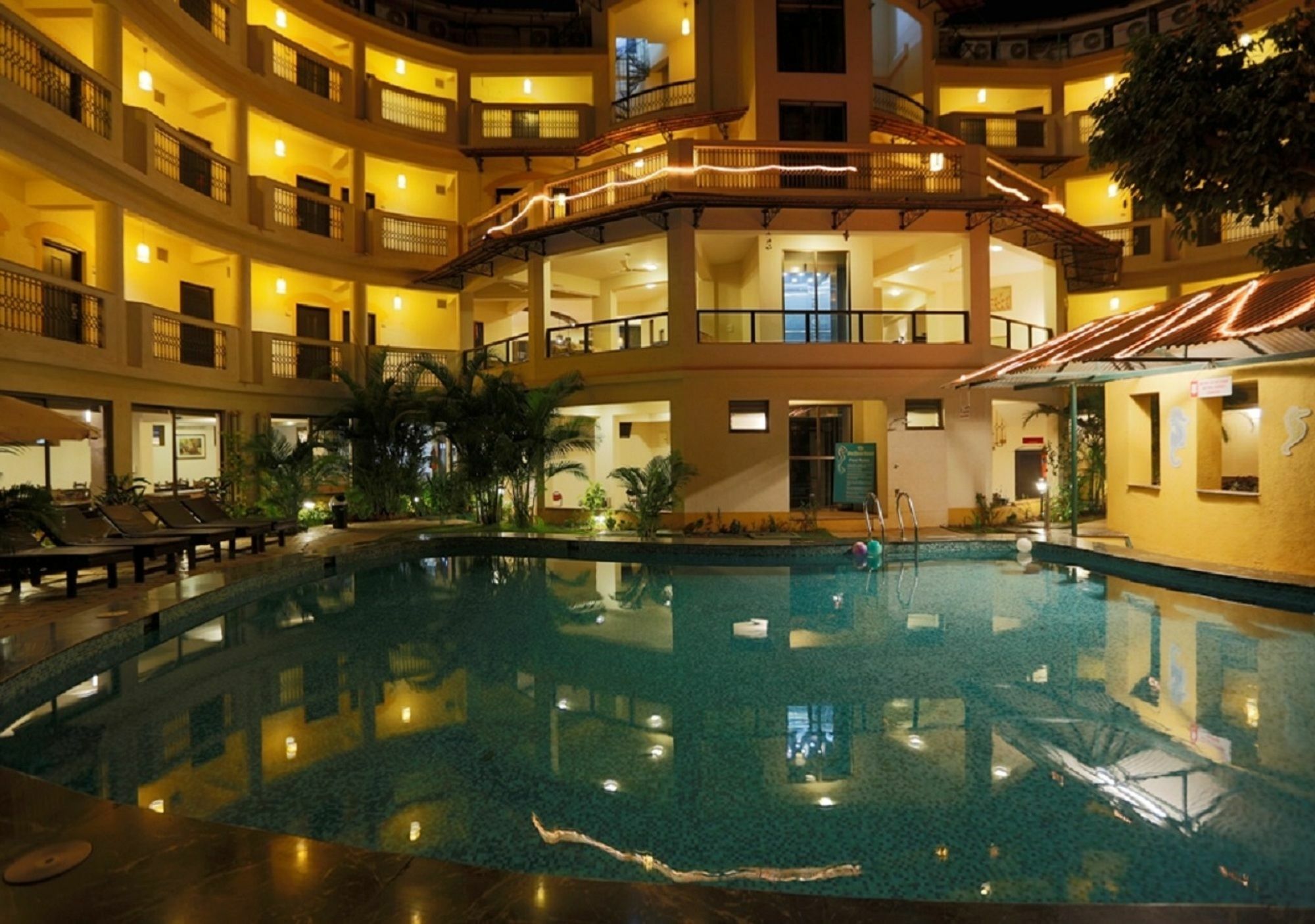 The Sea Horse Resort Baga Extérieur photo